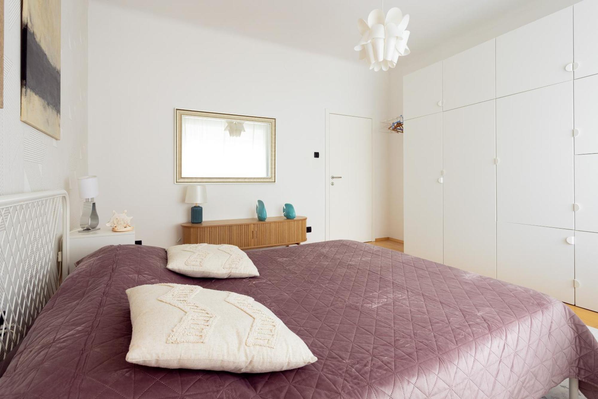 Large Two Bedroom Family App - Free Parking Liubliana